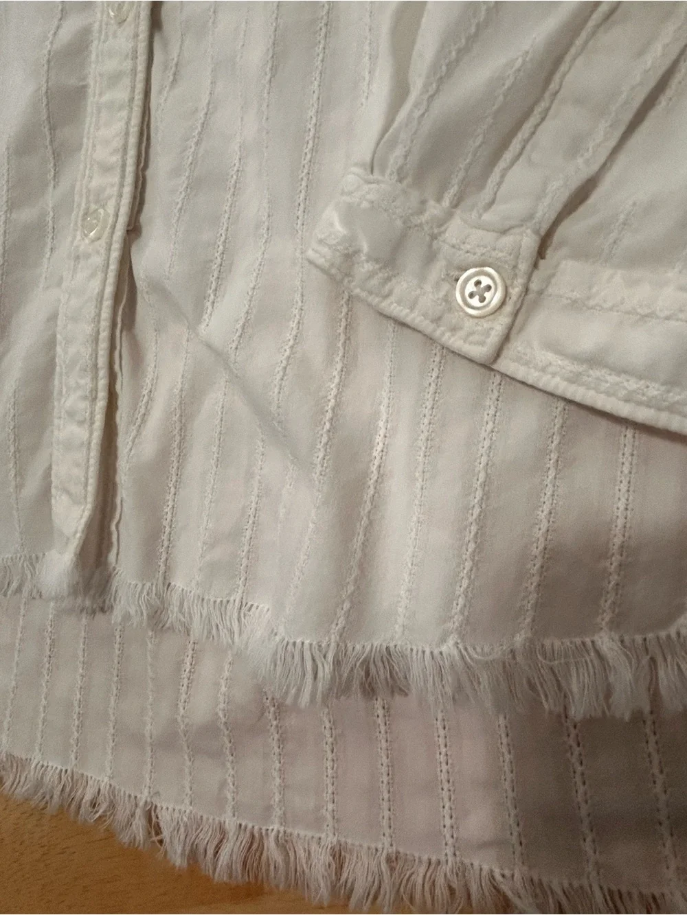 Woolrich Women’s White Button-Front Shirt 100% cotton Raw edged collar/bottomXL - Picture 4 of 12